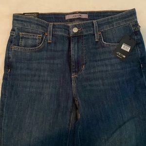 Joe’s Jeans NEVER WORN WITH TAGS size 28